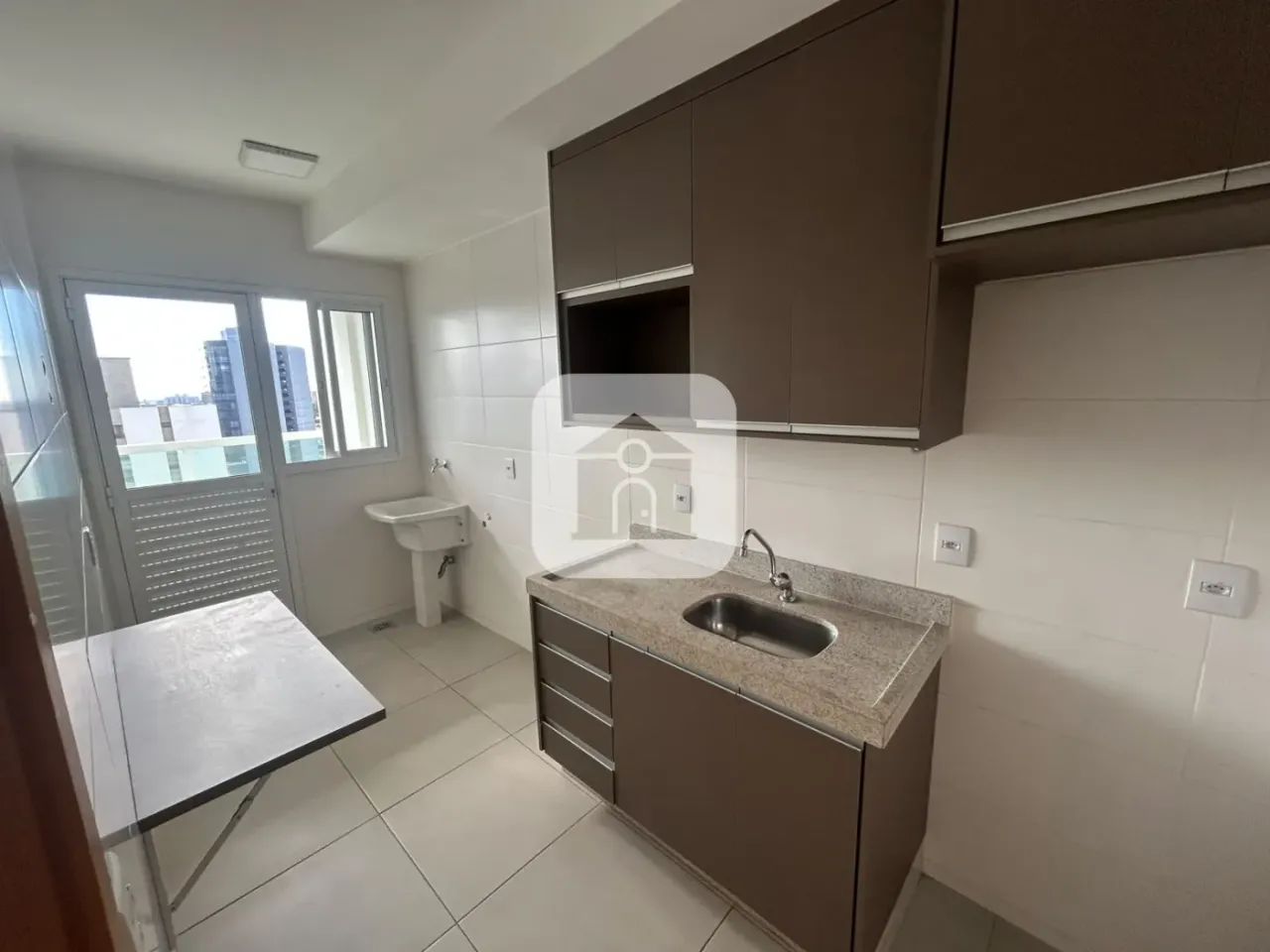 Apartamento com 69m² para locação no bairro Centro - Foto 4