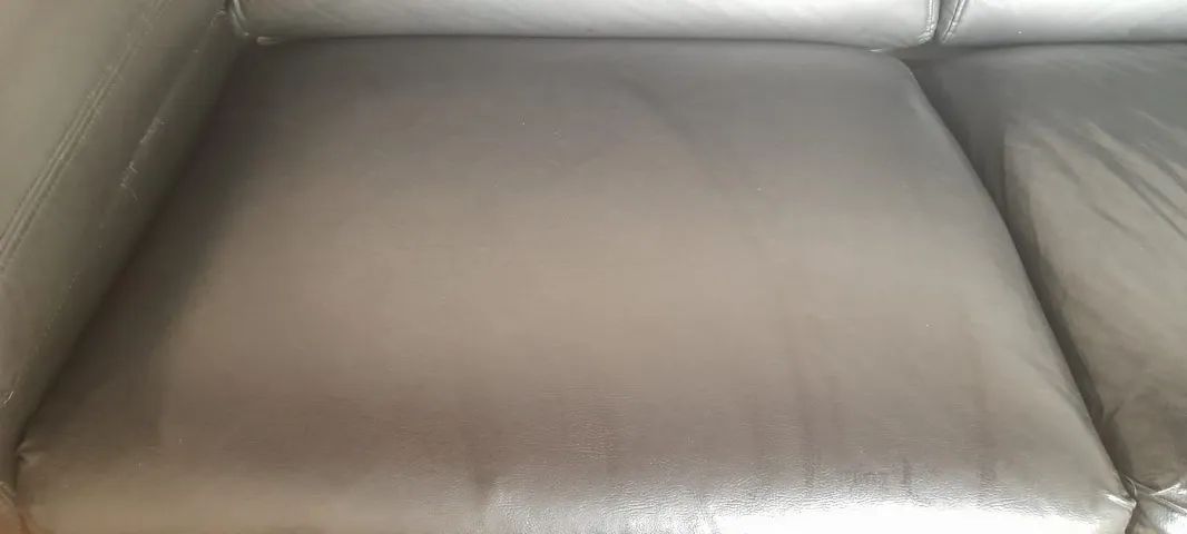 Sofá Preto de Courina - Foto 3