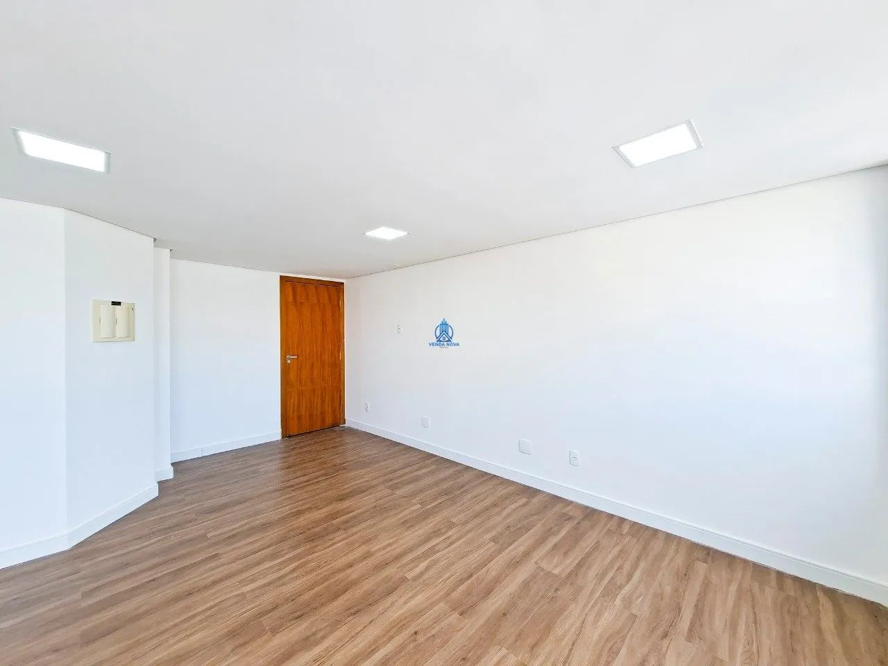 Sala para locação, 27 metros, 1 vaga - Foto 4
