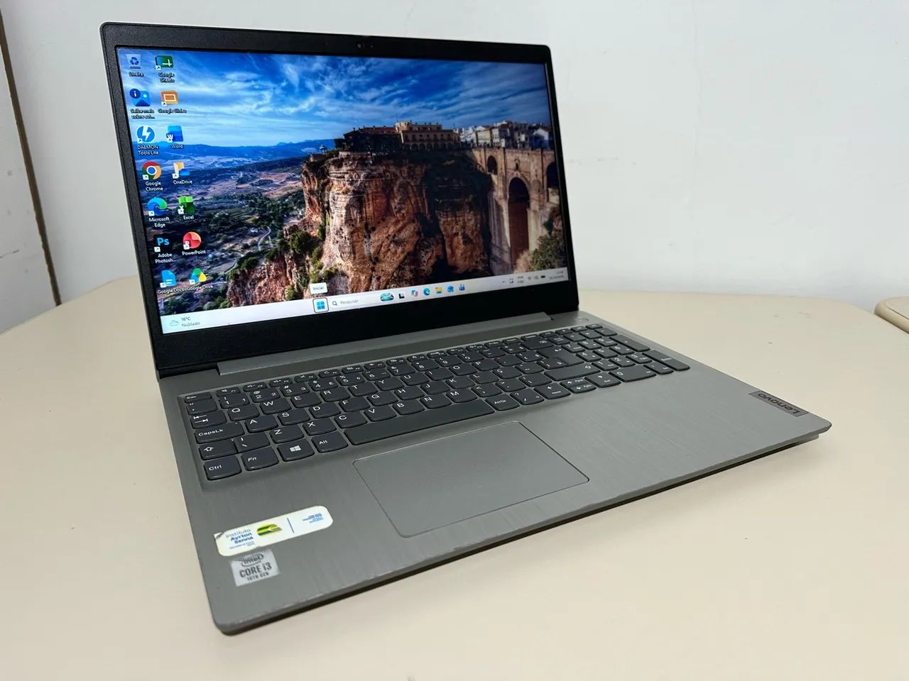 Notebook Lenovo Ideapad Core i3 10ª geração | 12GB RAM | SSD 256GB