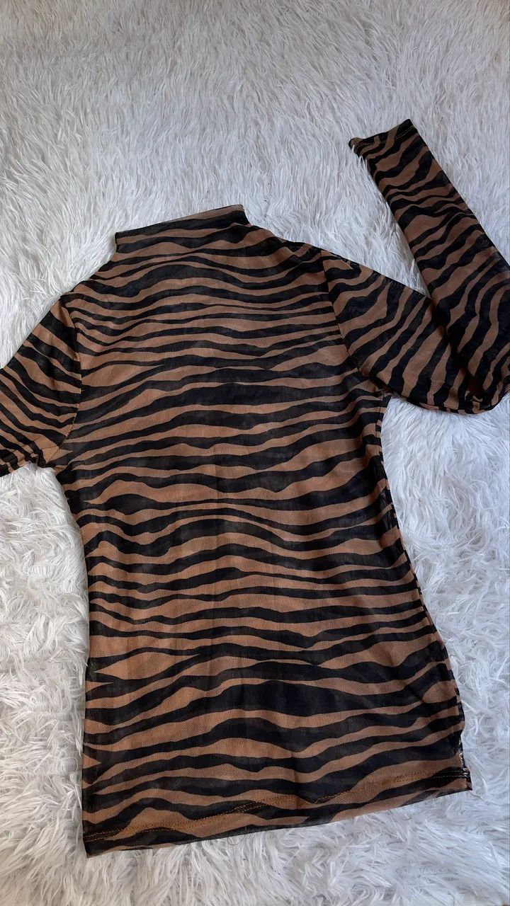 Blusa tule