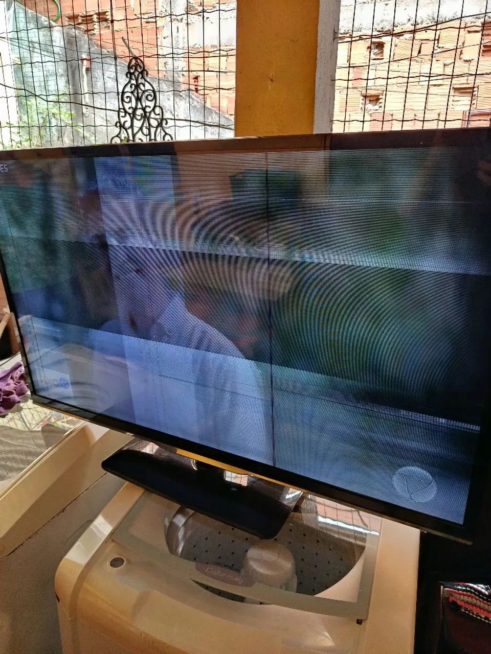 TV 46 polegadas com defeito  - Foto 2