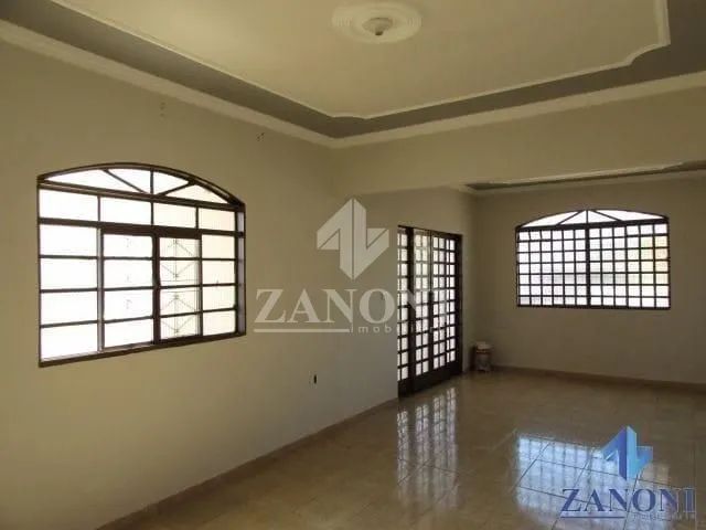 Venda de Casas / Padrão na cidade de Maringá - Foto 5