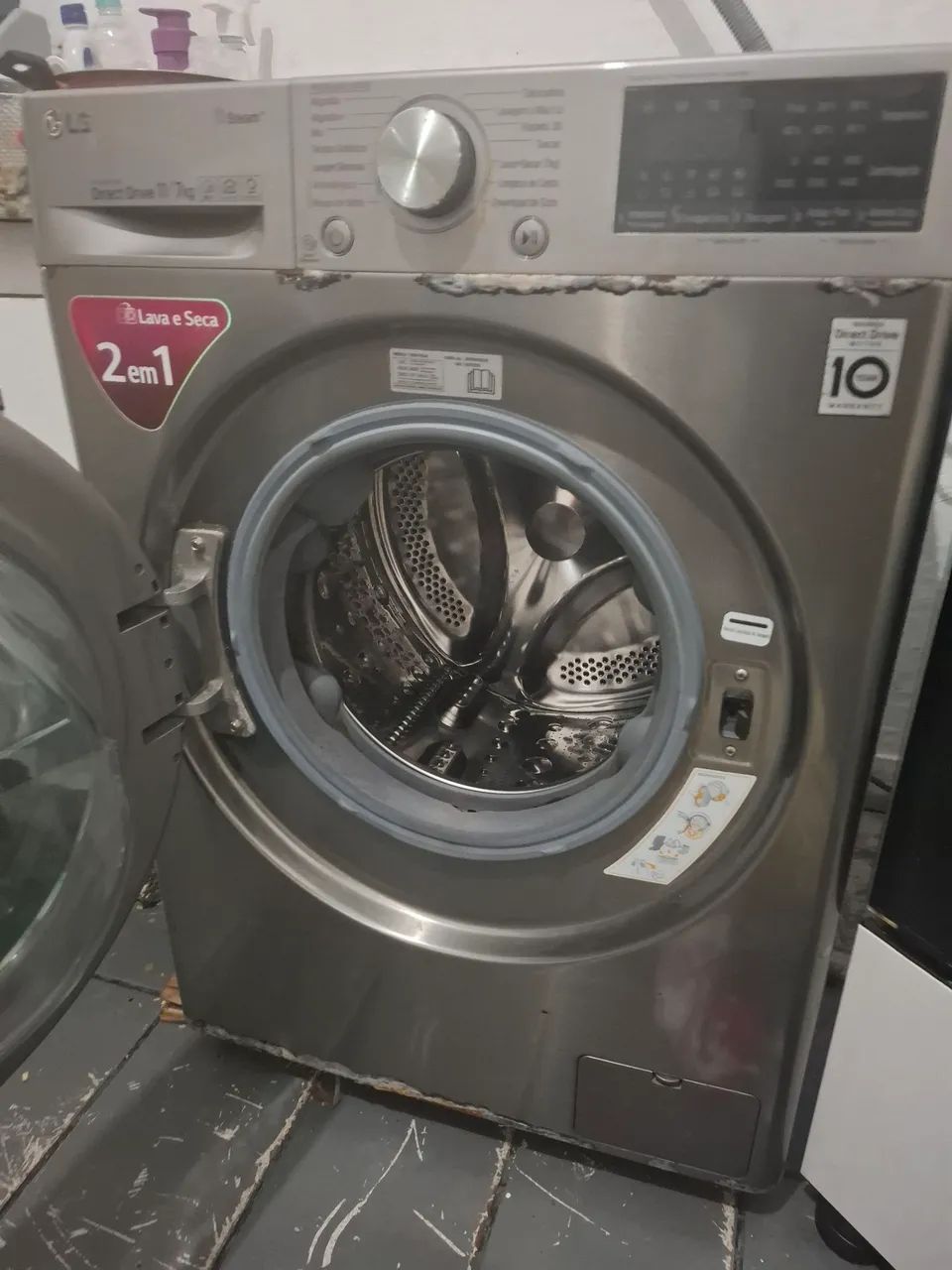 Máquina de lavar e seca LG de 11kgs em bom estado de lavar roupa voltarem  220 - Foto 3