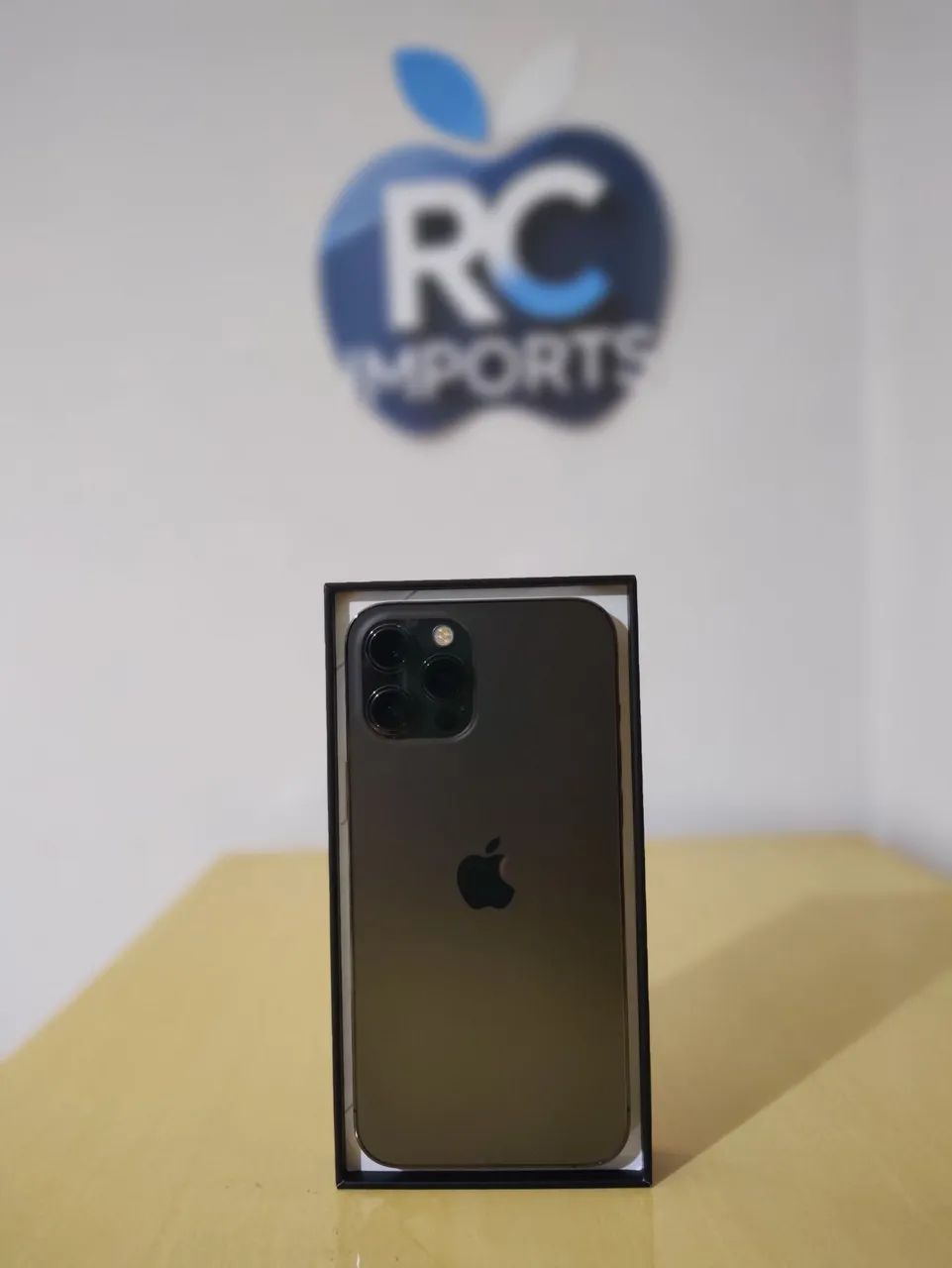 iPhone12 Pro Max 256GB 黒 iPhone 12 PRO MAX 256GB com 75% da bateria - Grafite + Acessórios