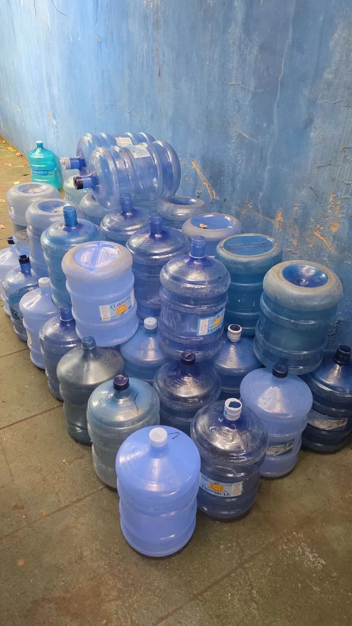 ENTREGADOR DE ÁGUAS 20 LITROS  - Foto 3