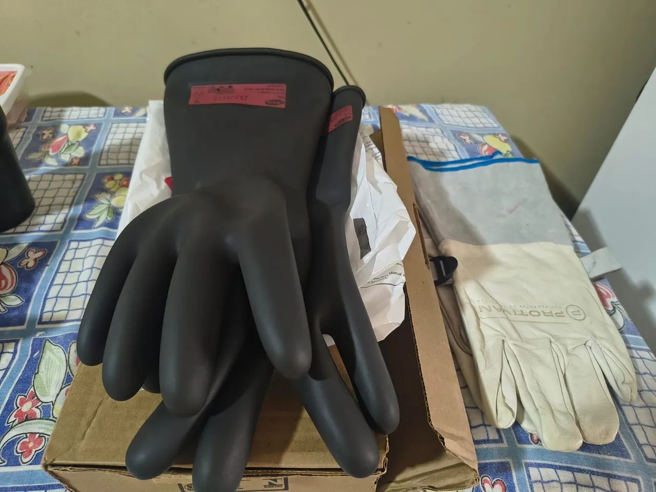 Luvas de proteção para eletricista 