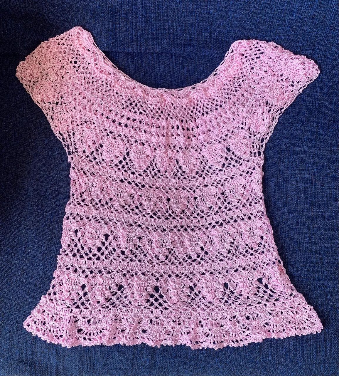 Blusa rendada em crochê 