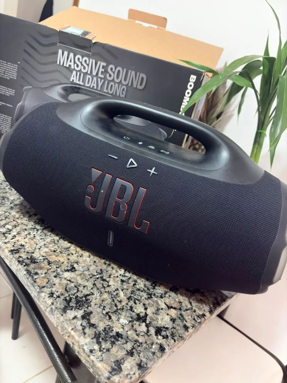 JBL bombox 4 
