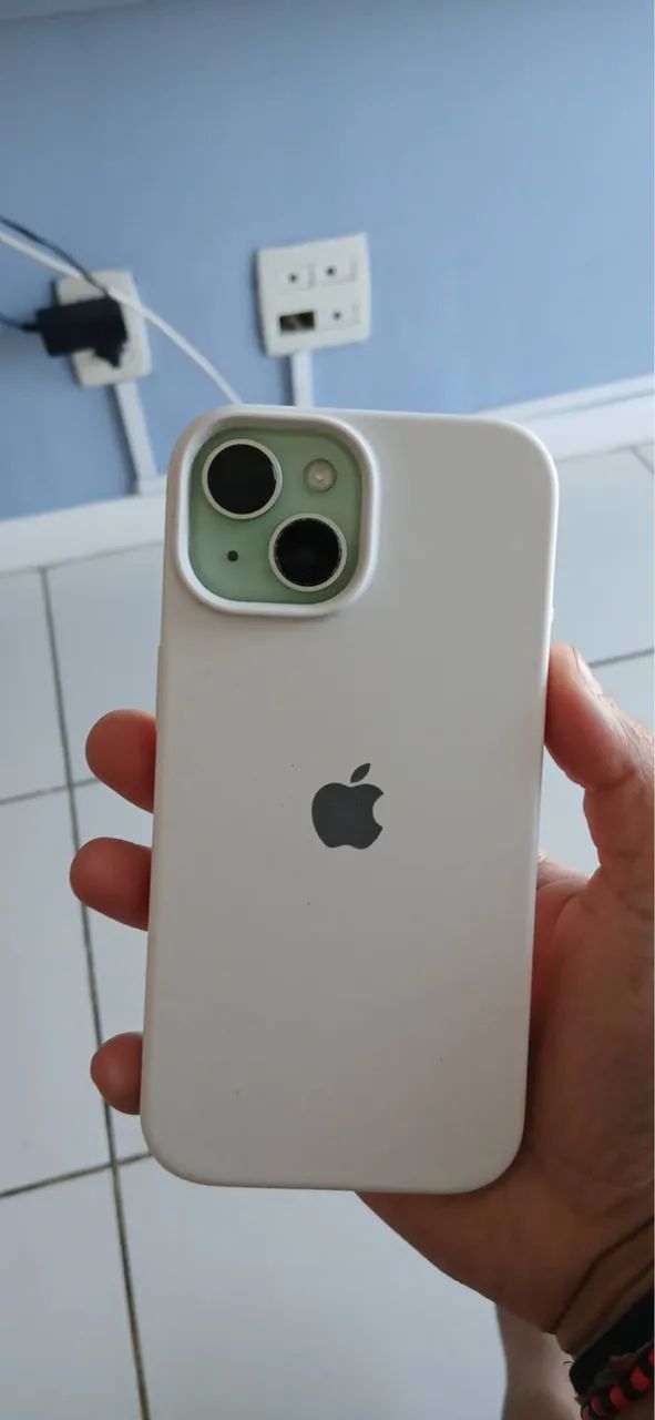 Vendo ou troco iPhone 15 128gb  - Foto 2