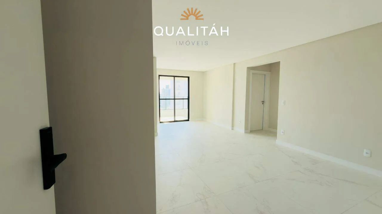 Apartamento com 3 Dormitórios à venda no Edifício Byron Bay