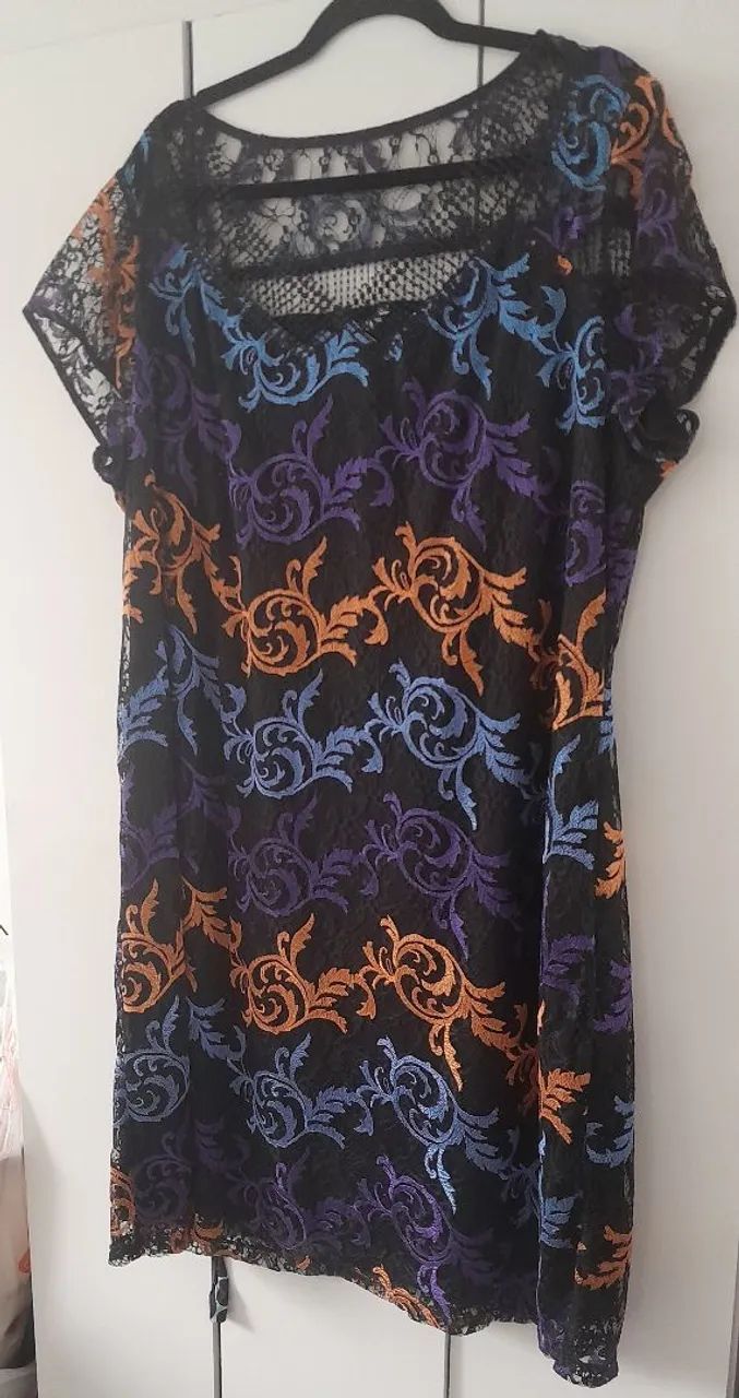 Vestido marca eveiza tamanho 54