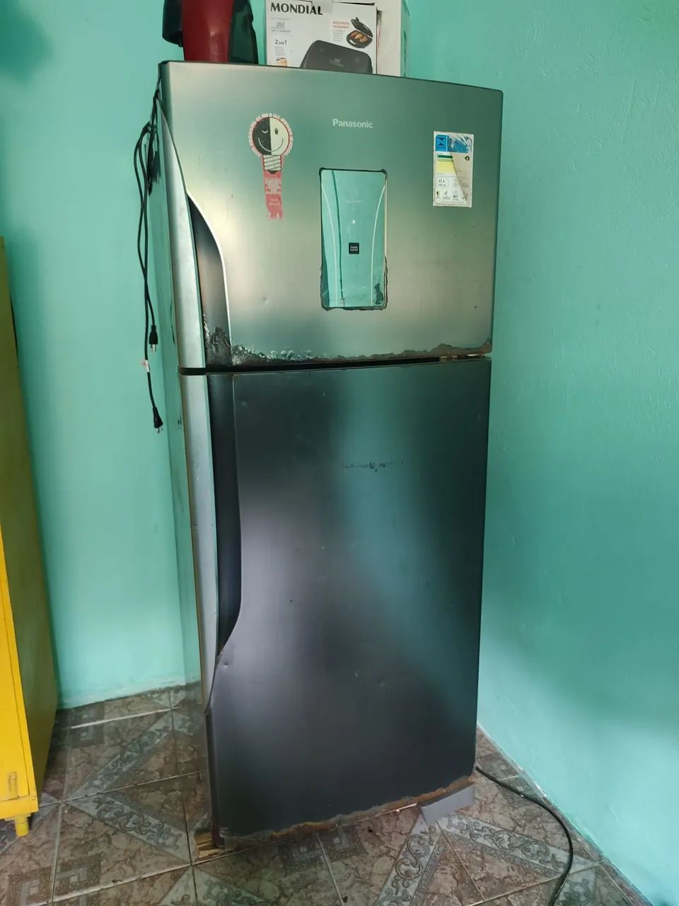 Vende-se leia o anúncio 