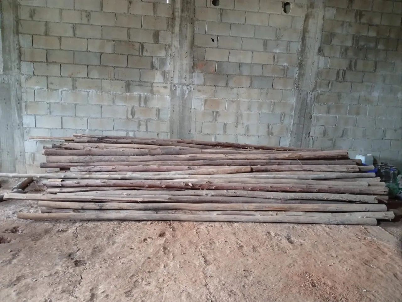 100 escoras de 4,5m - Foto 2