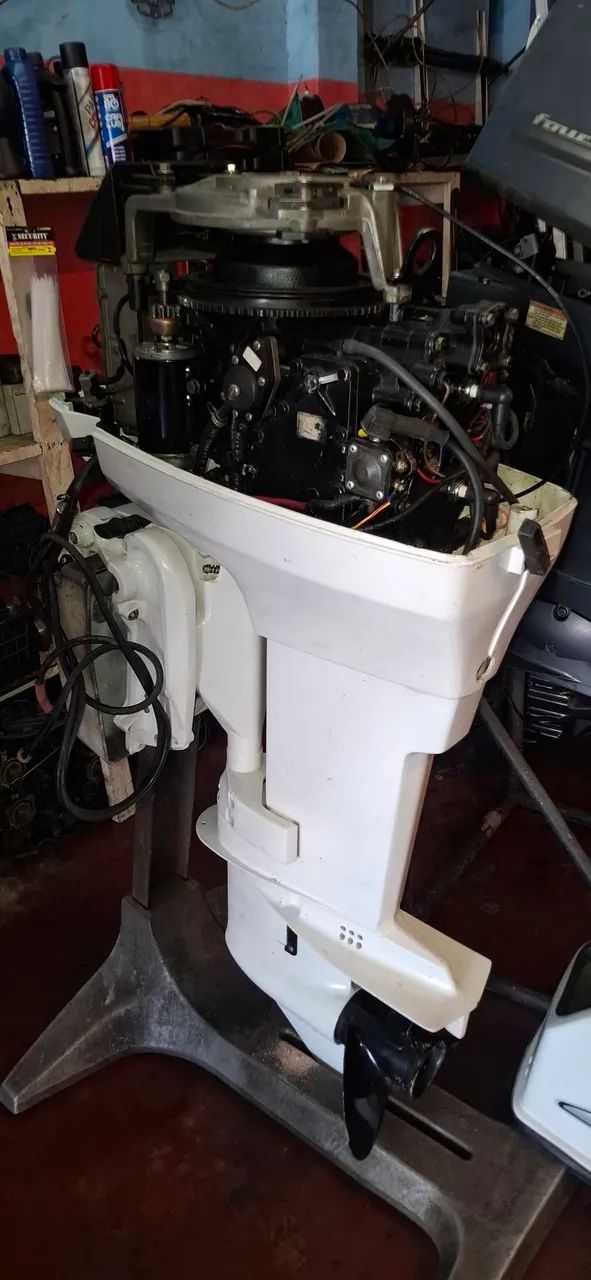 MOTOR DE POPA 50HP JOHNSON 2T PARTIDA ELÉTRICA COMANDO A DISTÂNCIA COMPLETO - Foto 6