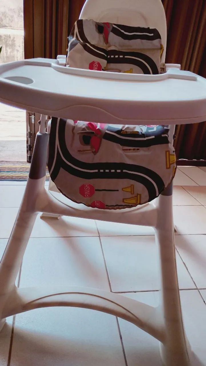 Cadeirinha de alimentação para bebê  - Foto 5