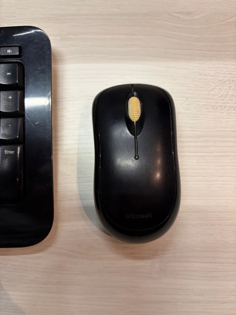Mouse e teclado sem fio Microsoft  - Foto 3