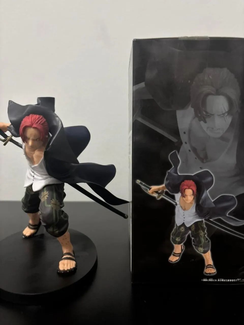 Banpresto One Piece Shanks Action Figure/Estatua - Foto 4