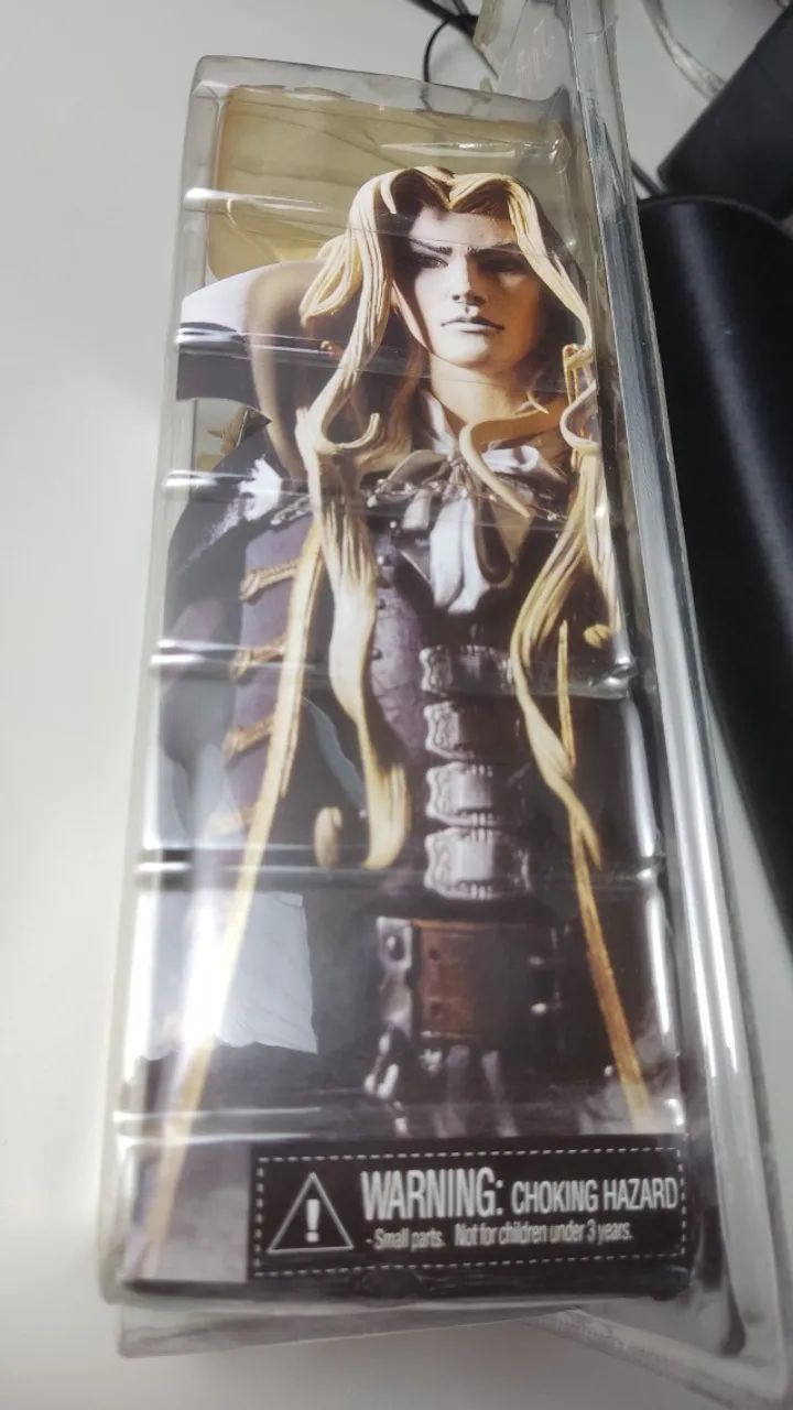 LACRADO - Action Figure Alucard Neca - Foto 4