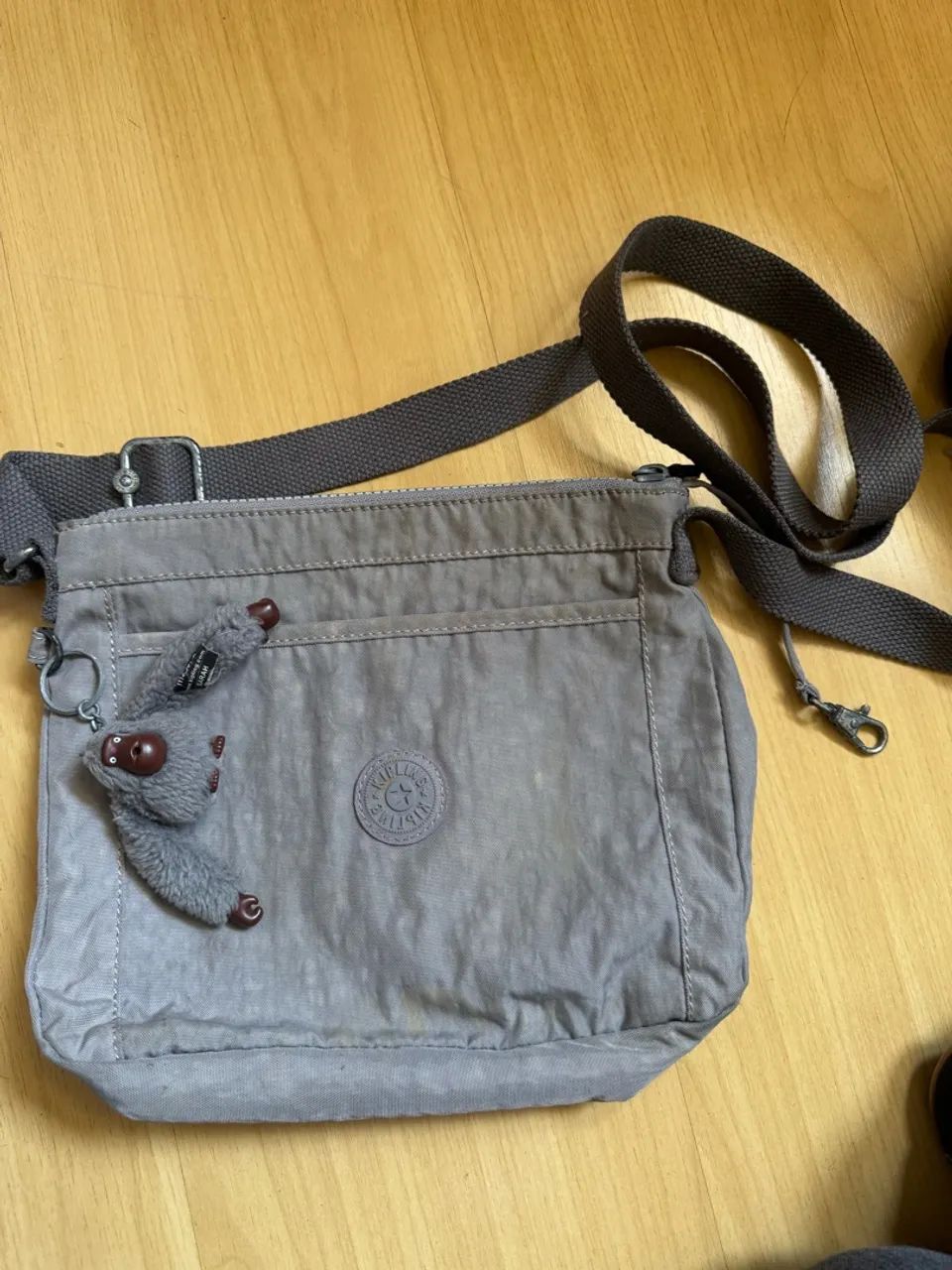 Lote com 3 bolsas (kipling/moleca/chenson) originais  - Foto 3