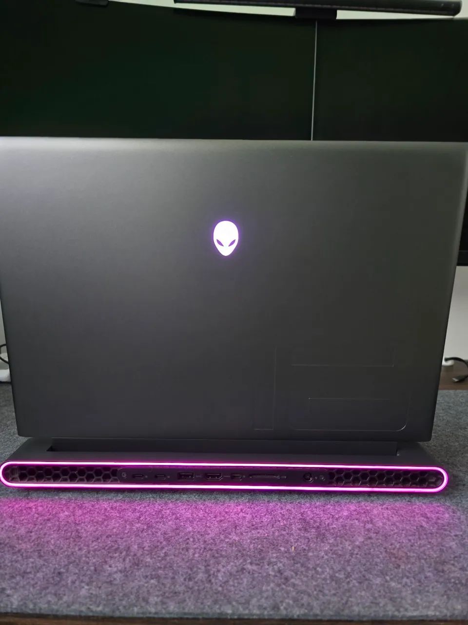 Notebook Alienware M16 Ryzen 9