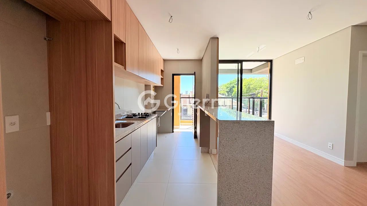 Apartamento à Venda no Zona 08 em Maringá - Foto 5