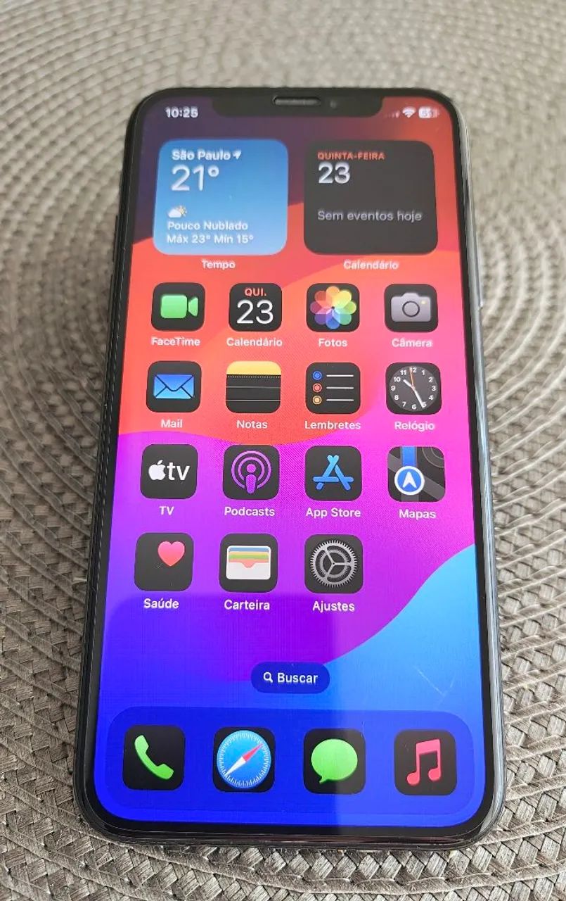 iPhone XS