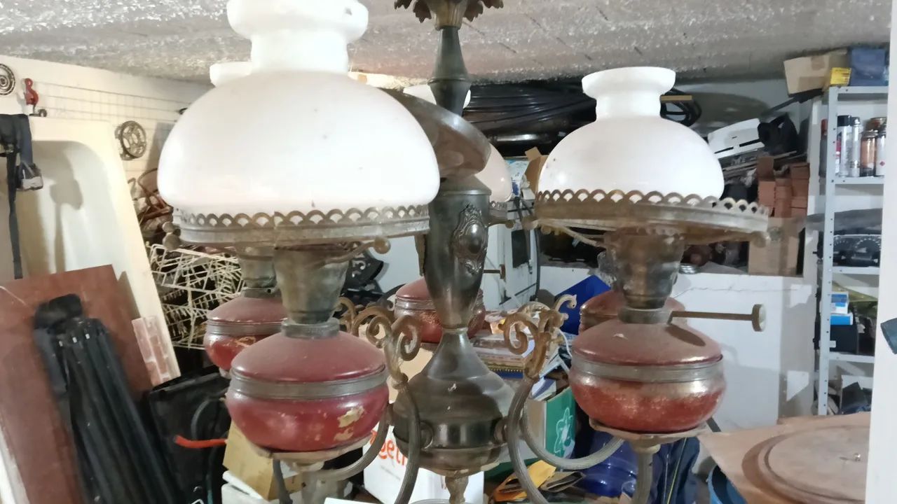 Lustre colonial em cobre