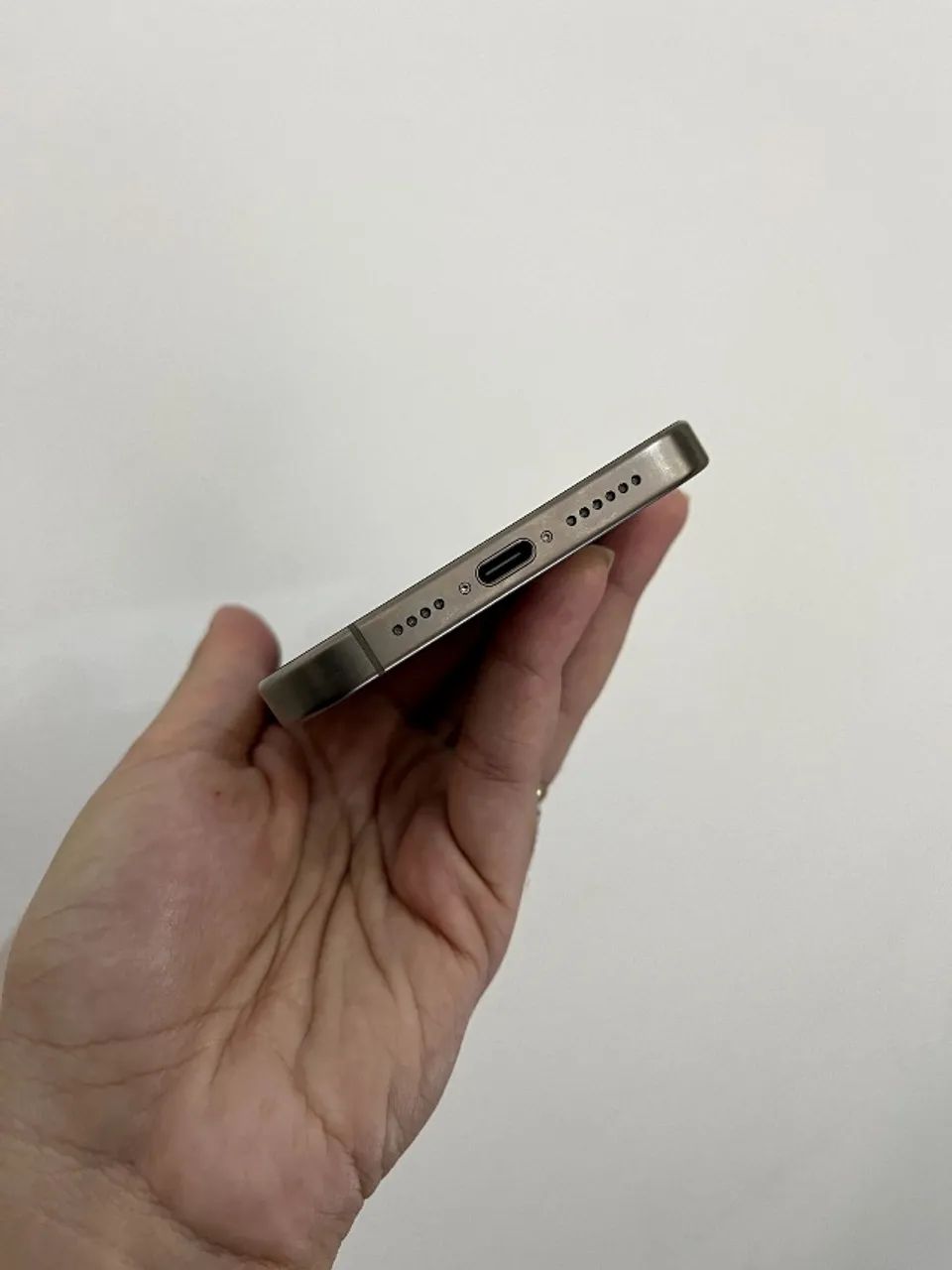 iPhone 15 Pro Max - 256GB - Foto 2
