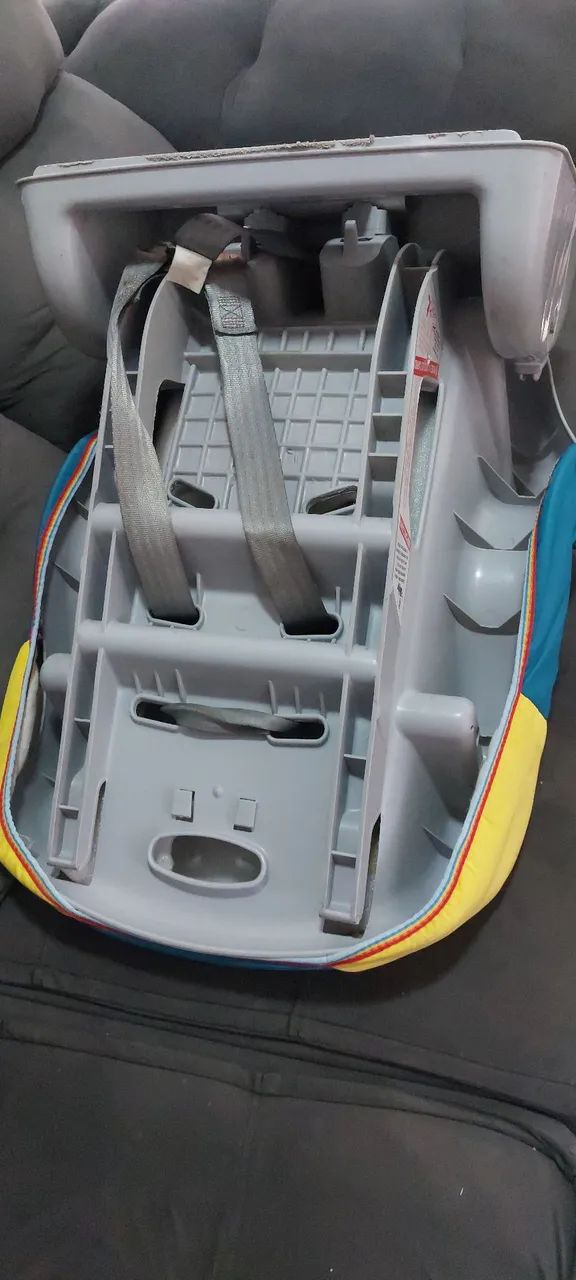 Cadeirinha super confortável para seu bebê, reclinável (pra deitar a criança para viagem) - Foto 3