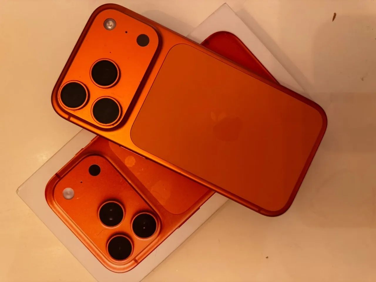 iPhone 17 PRO laranja 256 GB
