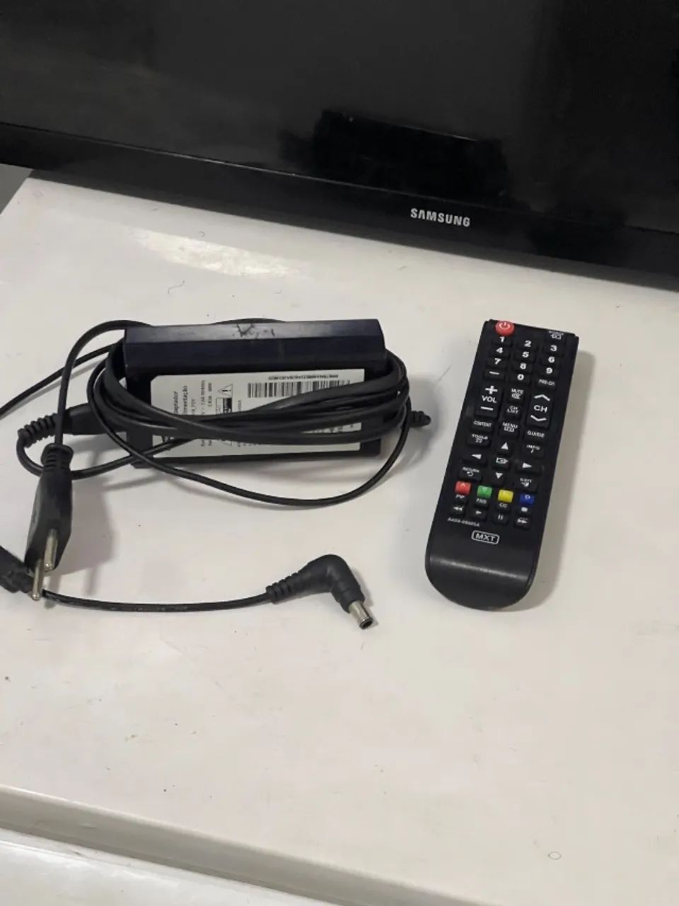 Tv Samsung 32? SMART - PAROU DE FUNCIONAR!!! - Foto 4