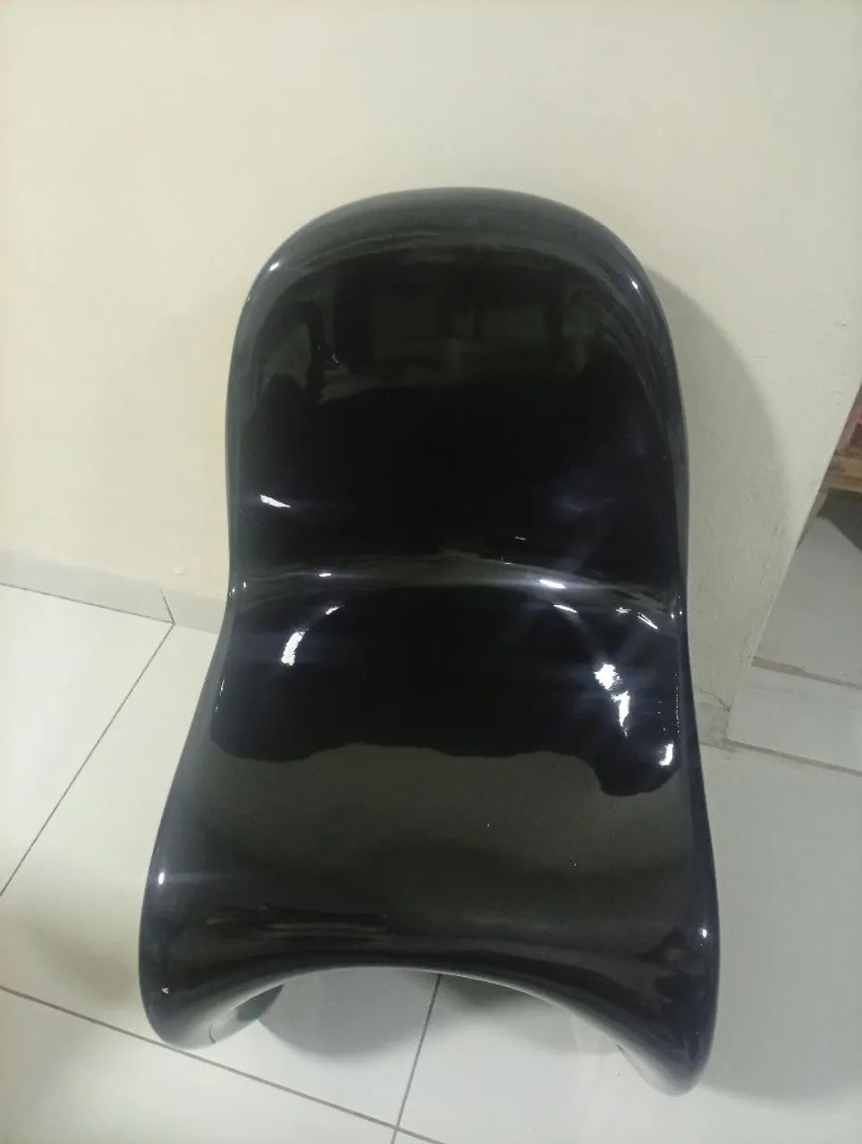 Cadeira Panton preta - Foto 2
