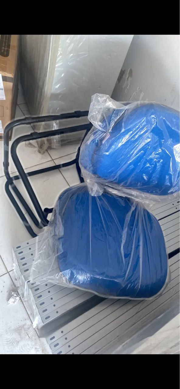 Cadeiras novas nunca usadas, confortaveis - Foto 2