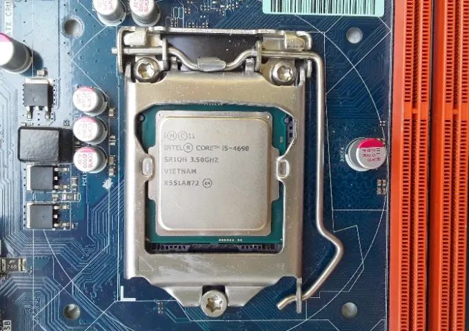 Placa Mãe PC Ware/Positivo 4ª geração + I5 4690 3.9 GHz + 8 GB dual channel Novinho. - Foto 3