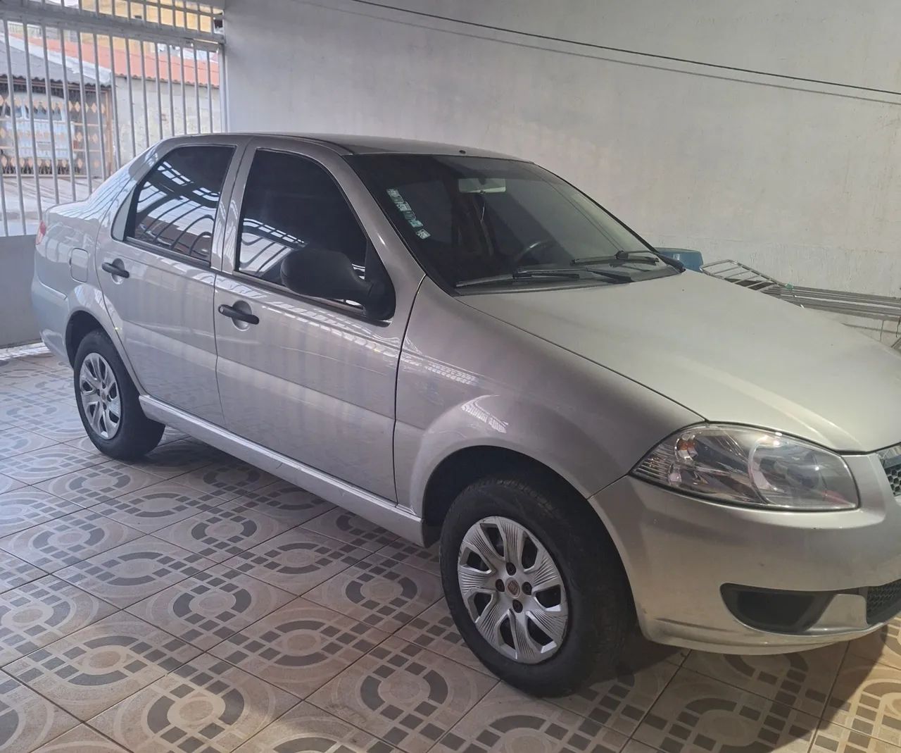 Fiat Siena Siena EL 1.0 mpi Fire Flex 8V 4p 2013