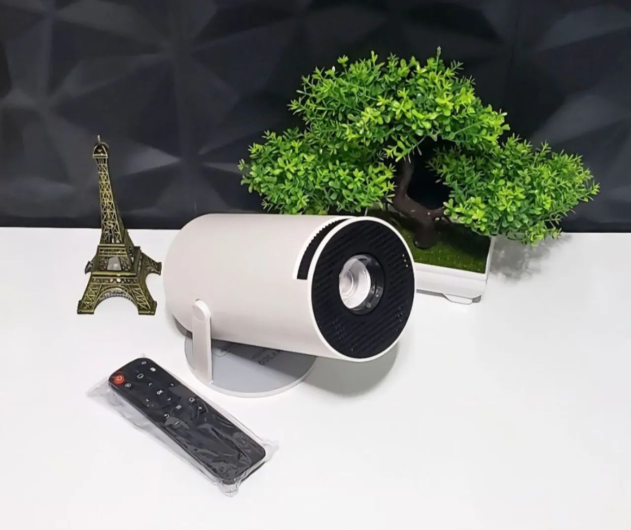 Projetor de imagem  hy300 novo