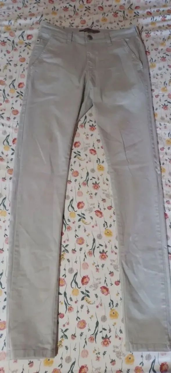 Calça tripé cinza nunca usada, número 36 - Foto 2