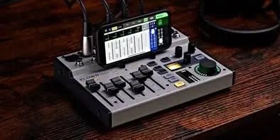 Mesa Digital Behringer Flow 8 NOVA na caixa - Foto 4