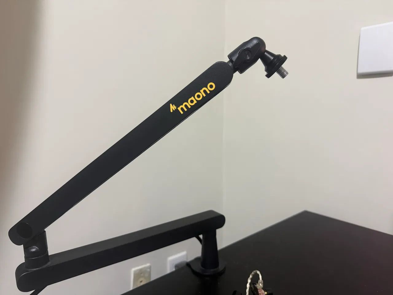 Braço articulado Maono Ba92