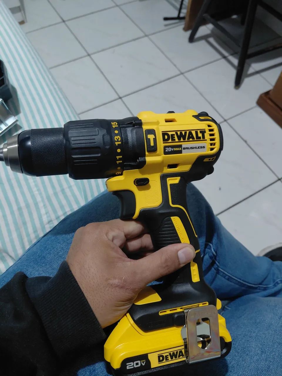 Parafusadeira dewalt  - Foto 2