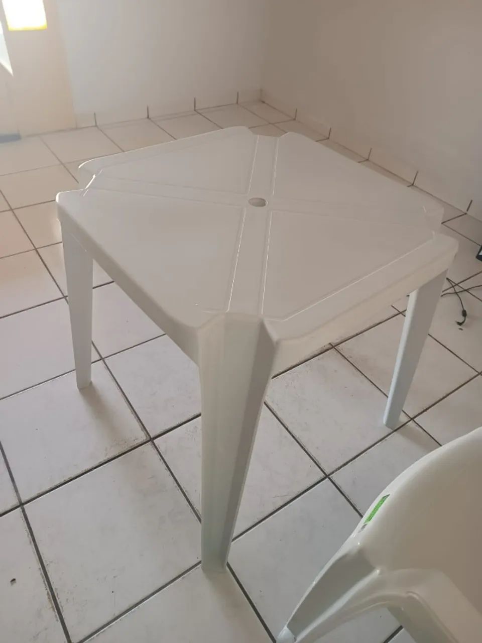 Mesa com Cadeira
