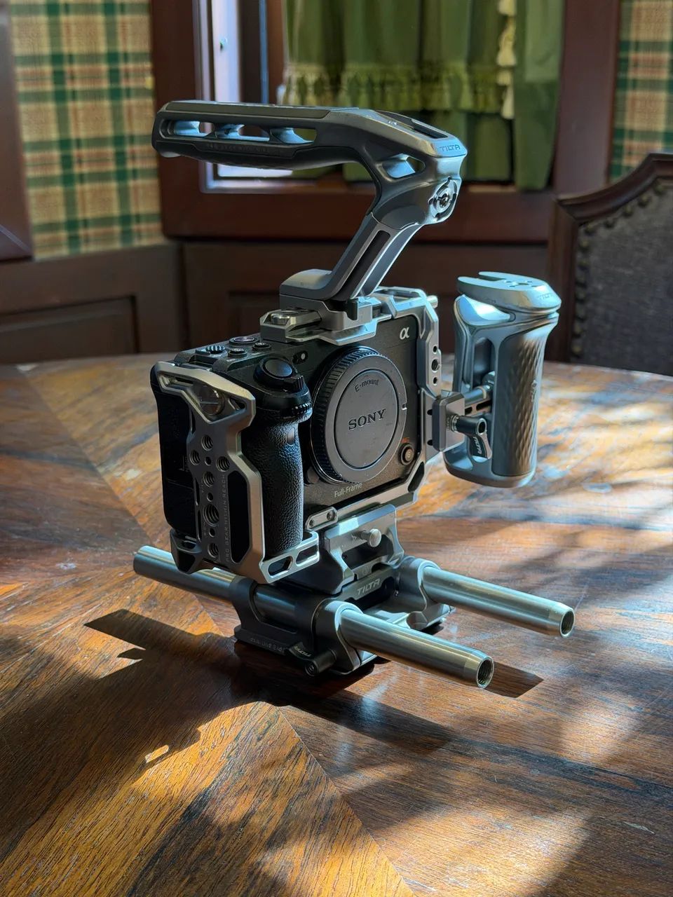 Sony FX3 + Cage Tilta V2