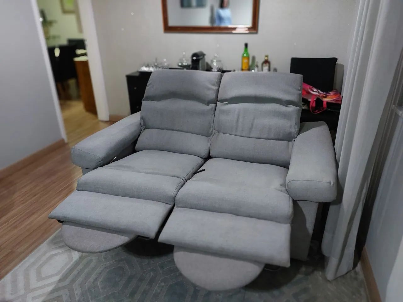 VENDO SOFÁ REGLINÁVEL - Foto 2