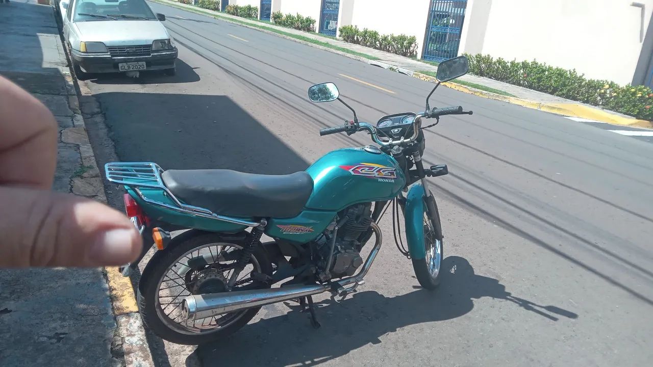 Titan 99 - Foto 3