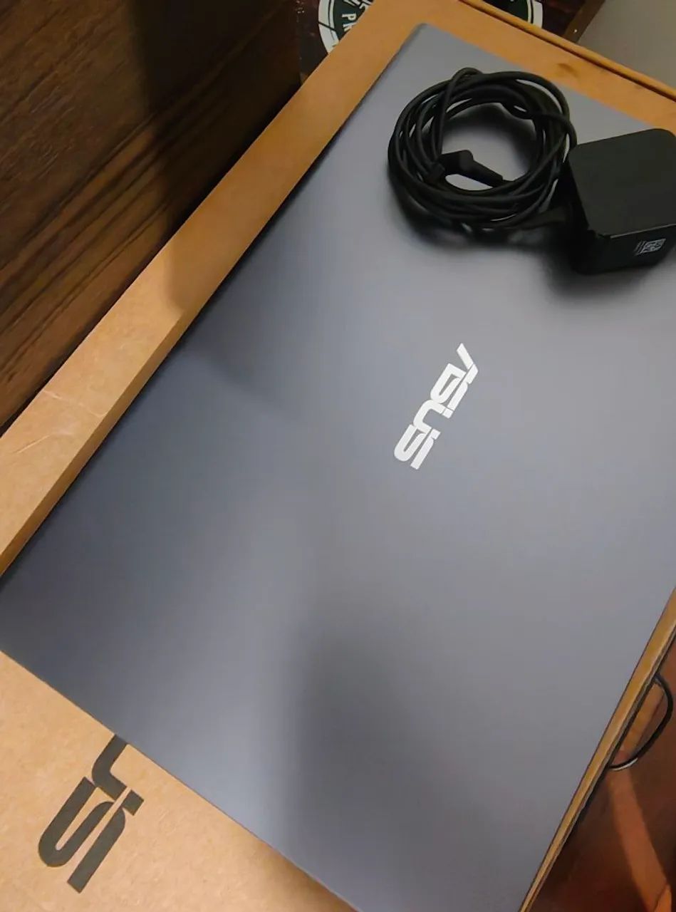 Vendo Notebook Asus X515 - cinza - zerado na caixa - Foto 4