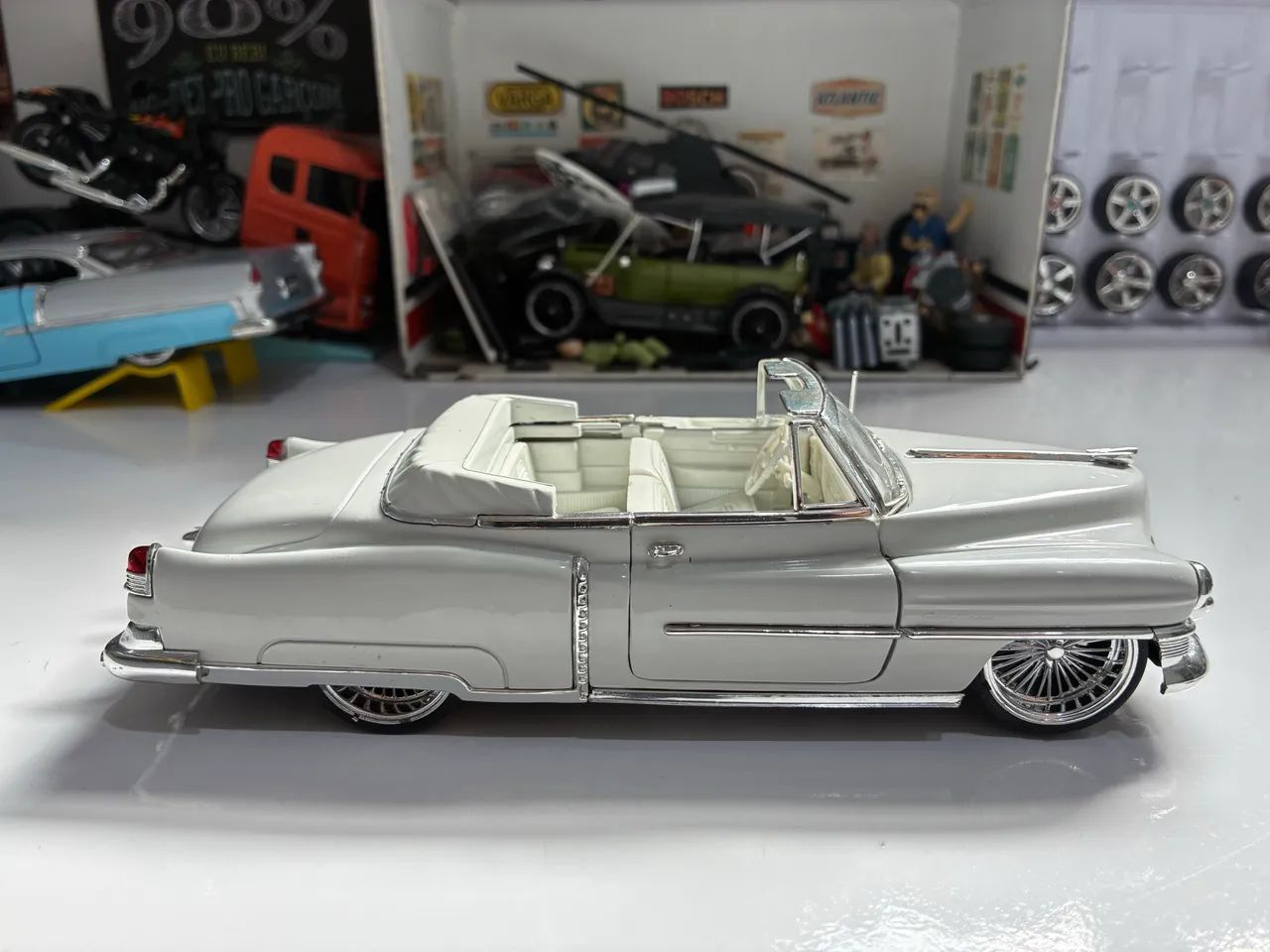Carro de Coleção Cadillac