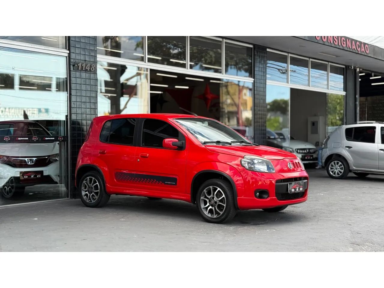 Fiat Uno Sporting 1.4 EVO Fire Flex 8V 4P 2012 - Foto 3
