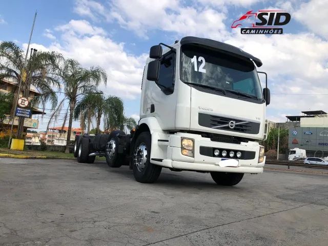 VOLVO 270 2012 