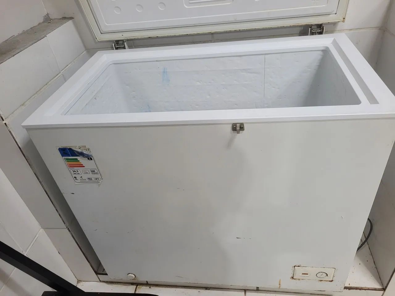 Freezer com defeito 2 anos de uso - Foto 3